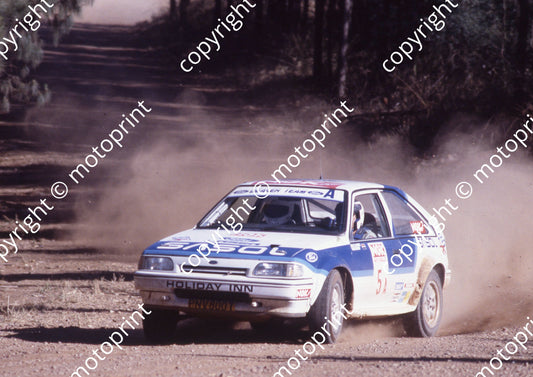 1991 NGK 5 Sarel vd Merwe, Franz Boshoff Ford  (courtesy R Swan) (25)