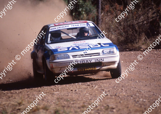 1991 NGK 5 Sarel vd Merwe, Franz Boshoff Ford   (courtesy R Swan) (40)