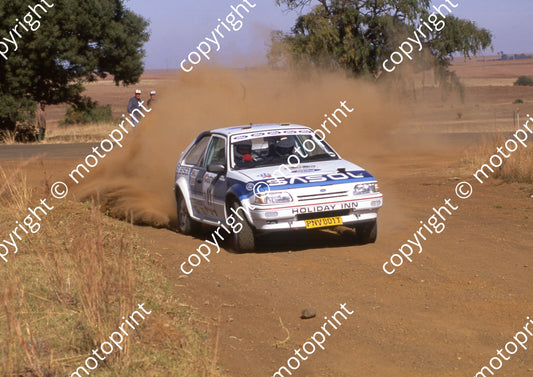 1992 Castrol Intnl 11 Glyn Hall, Martin Botha Ford (courtesy Roger Swan) (55)