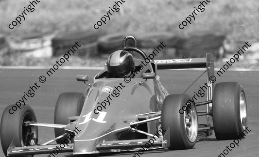 1992 EL GTi 11 H Groenewald Ray DIFFERENT LIVERY ( Watling Photo)