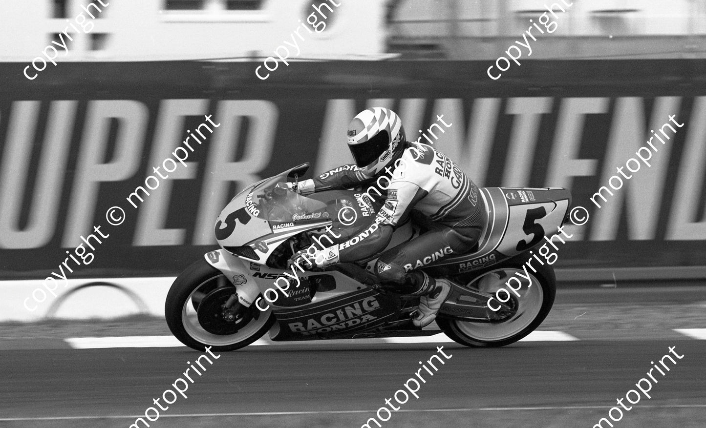 1992 Hockenheim German GP 500 5 Wayne Gardner Honda NSR500 (Colin Watling Photographic) (19)