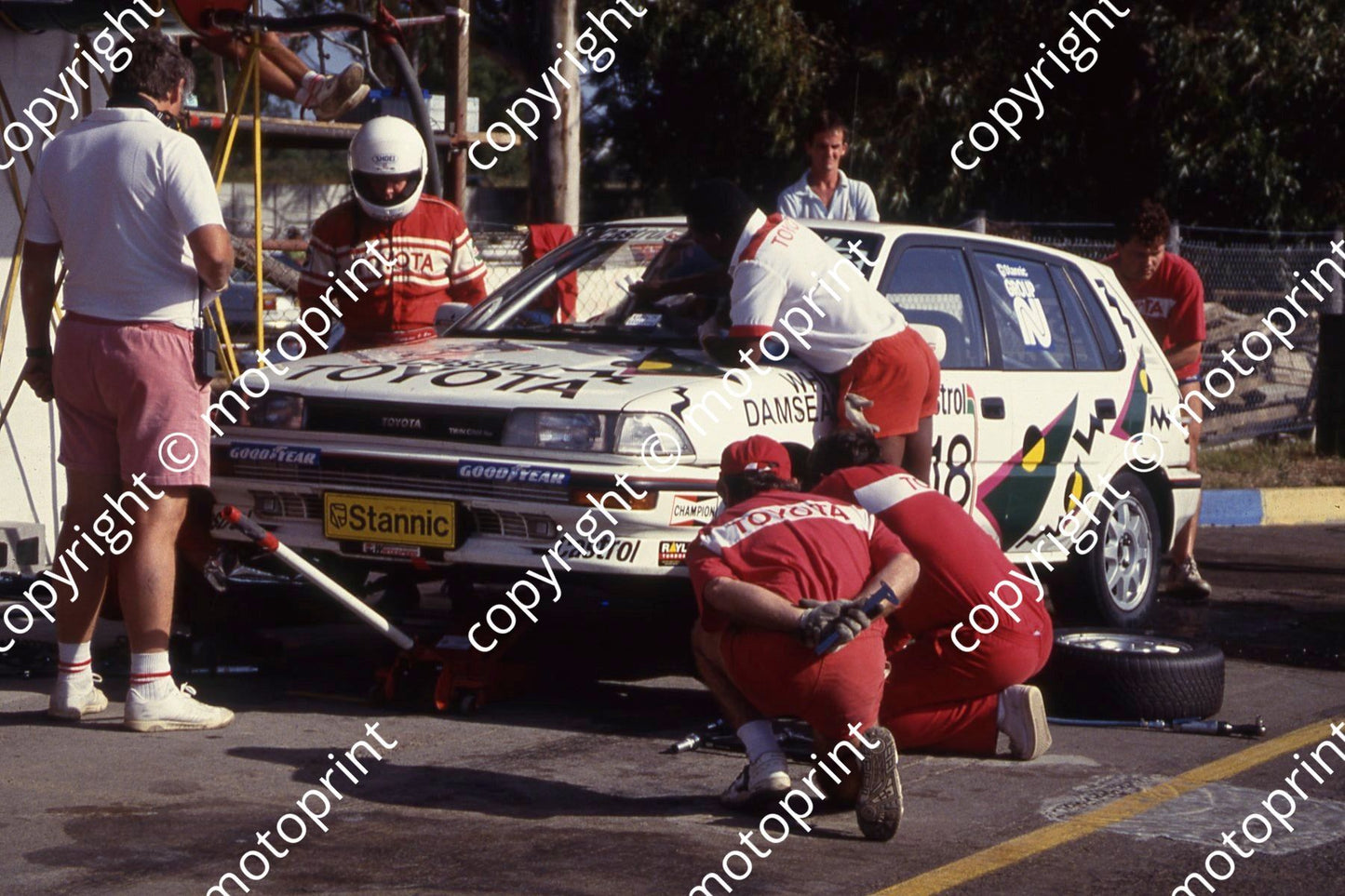 1992 Killarney 9 hr C18 Mike White Serge Damseaux Toyot Conquest RSi pits (courtesy Roger Swan) (1)