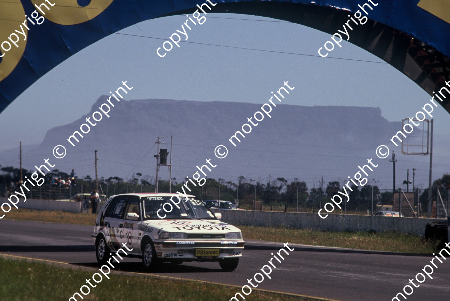 1992 Killarney 9 hr C18 Mike White Serge Damseaux Toyota Conquest RSi (courtesy Roger Swan) (1)