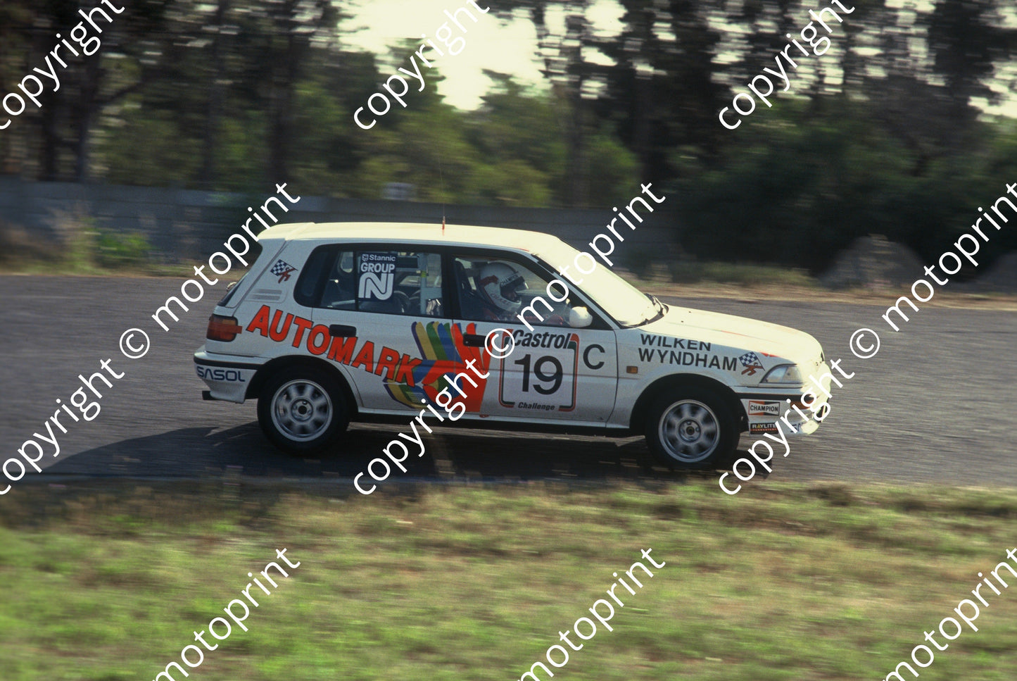 1992 Killarney 9 hr C19 Steve Wyndham Charl Wilken Conquest RSi evening(courtesy Roger Swan) (4)