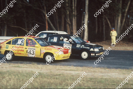 1992 Killarney 9 hr E43 Hans, Fano Alberts Opel Cub NOTE BODY DAMAGE; C22 Grant van Schalkwyk Rodney Timm Opel GSi(Roger Swan)