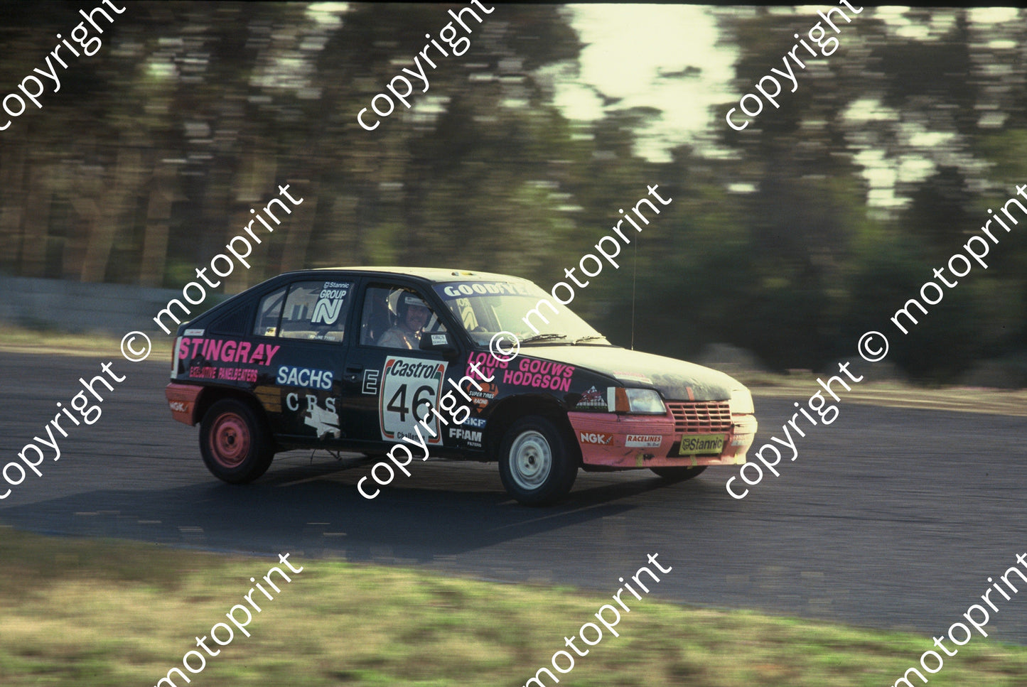 1992 Killarney 9 hr E46 Louis Gouws Guy Hodgson OPel Cub evening(courtesy Roger Swan) (1)
