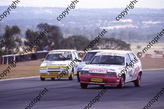 1992 Kya Feb Stannic E142 Simon Gardner Opel; E141 Piazza Musso Uno (Roger Swan)891
