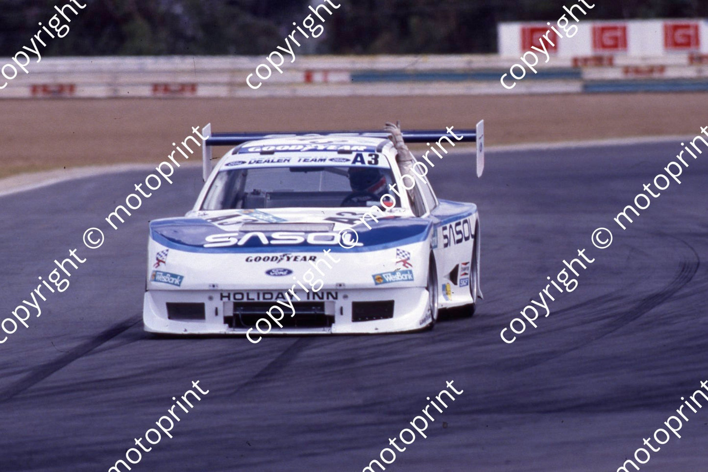 1992 Kya Feb Wesbank A3 Sarel van der Merwe Ford Sapphire (courtesy Roger Swan) (3)