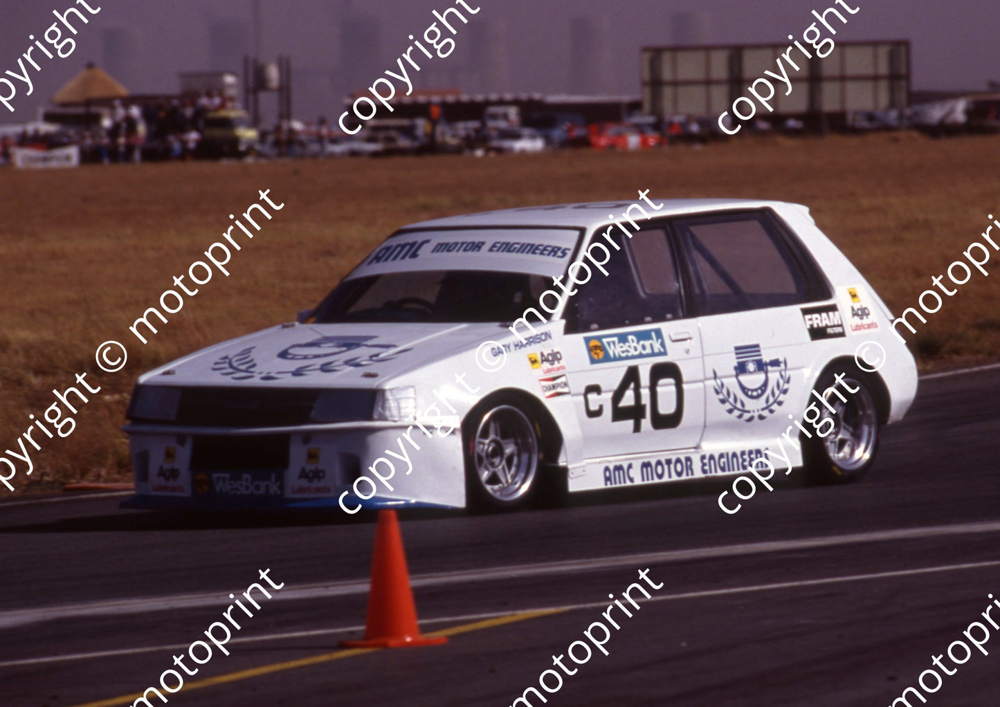 1992 Midvaal Wesbank C40 Gary Harrison Conquest scan 20x30cm  (Roger Swan) (2)