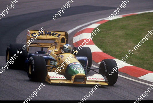 1992 SA GP 19 Michael Schumacher Benetton (courtesy Roger Swan) (416)