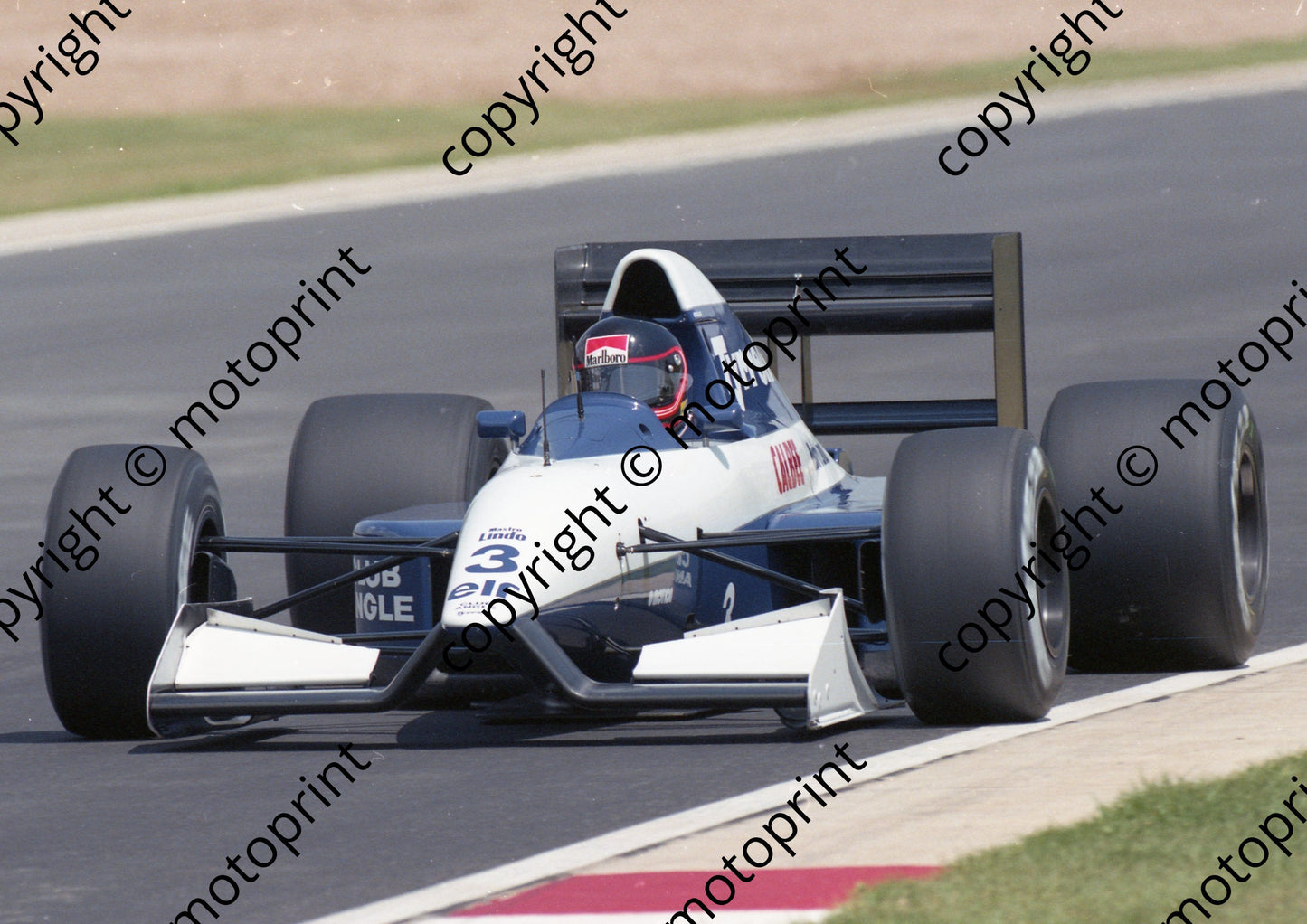 1992 SA GP 3 O Grouillard Tyrrell 020B (Watling) (4)