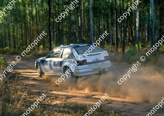 1992 Sasol 8 Glyn Hall, Martin Botha Ford Laser (courtesy R Swan) (18)