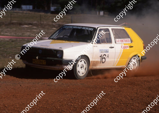 1992 VW Intnl 16 (courtesy R Swan) (41)
