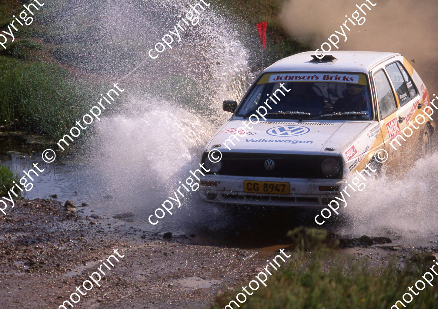 1993 NGK 19 Mark Johnson, Francois Pretorius confirm Golf (courtesy Roger Swan) (12)
