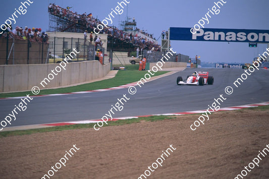 1993 SA GP 8 Ayrton Senna MP4-8 on his own (courtesy Roger Swan) (314)