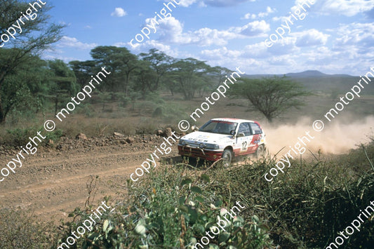 1993 Safari 12 Marco Brighetti, Abdul Sidi Charade straight seq (courtesy Roger Swan) (414)