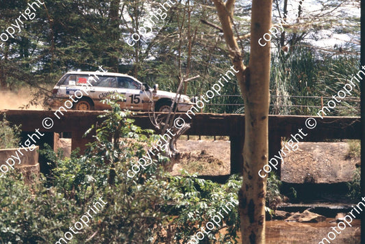 1993 Safari 15 Azar Anwar, Shailen Shah Subaru Legacy RS comfirm (courtesy Roger Swan) (181)