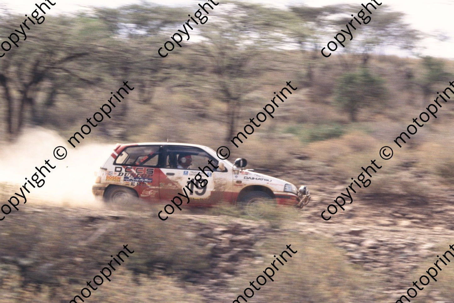 1993 Safari 19 Guy Jack, Des Page-Morris Charade  short seq (courtesy Roger Swan) (145)