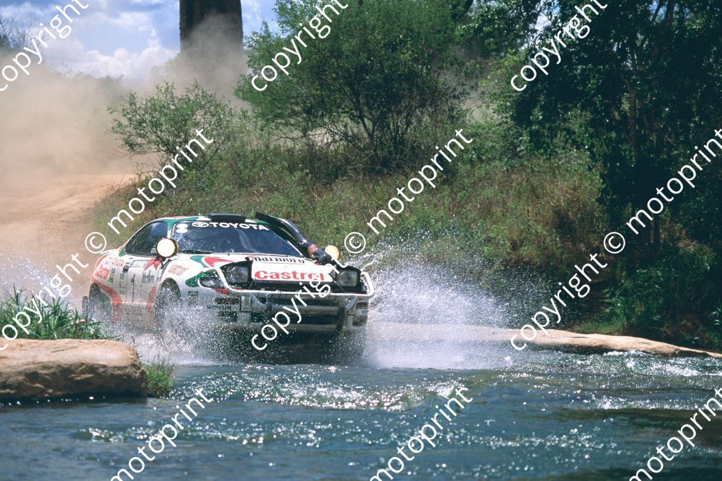 1993 Safari 1 Juha  Kankkunen, Piironen Celica turbo 4WD river sequence (R Swan) (5)