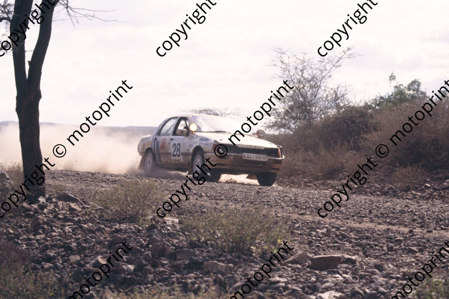 1993 Safari 28  (courtesy Roger Swan) (168)