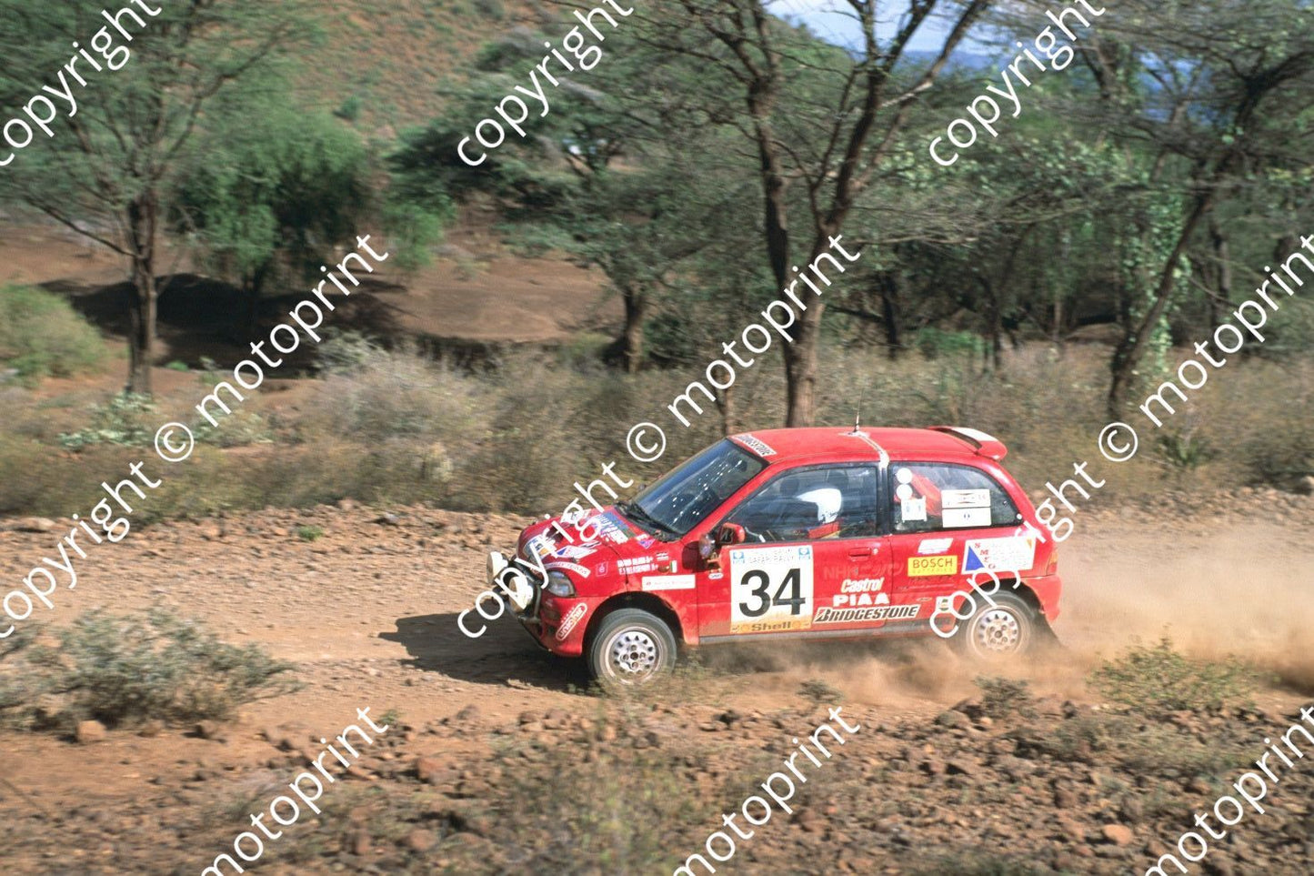 1993 Safari 34 Francisco Villasenor, Tariq Alam Subaru Vivio 4WD bush seq (courtesy Roger Swan) (405)