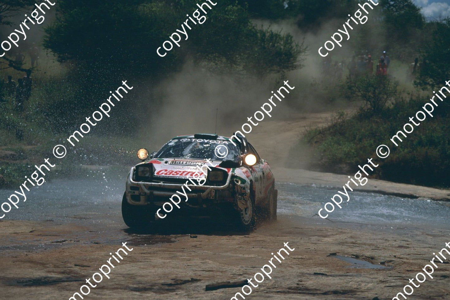1993 Safari 3 Ian Duncan, Ian Munro Celica Turbo 4WD river seq (courtesy Roger Swan) (129)