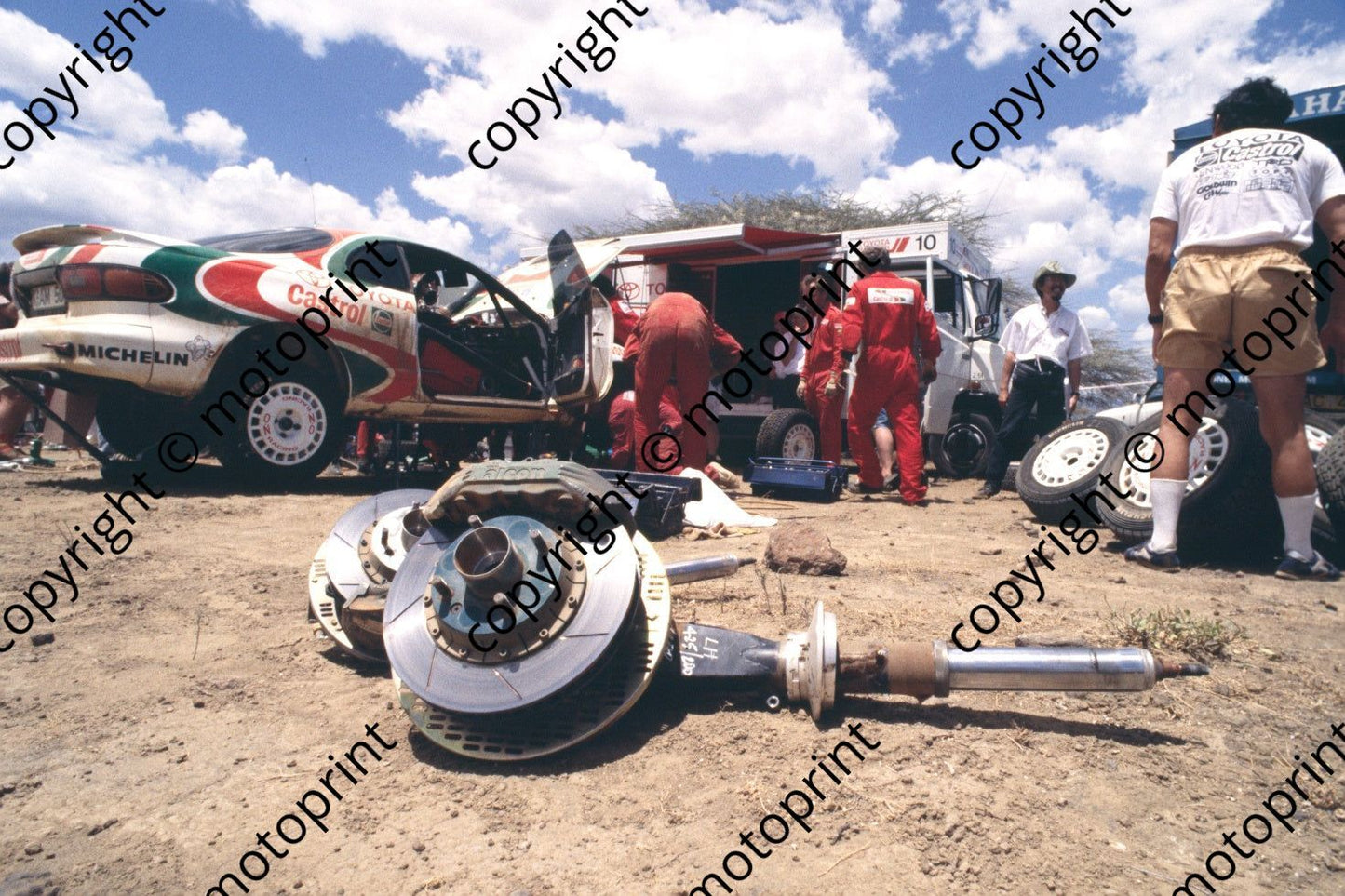 1993 Safari 3 Ian Duncan, Ian Munro Celica turbo service(courtesy Roger Swan) (76)