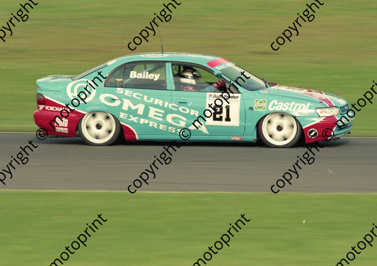 1993 Thruxton BTCC 21 Julian BaileyToyota Carina (Watling Photogr)