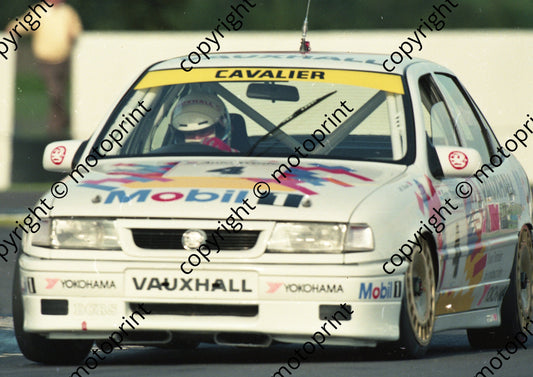 1993 Thruxton BTCC 4 Jeff Allam Cavalier (Watling Photogr) (2)