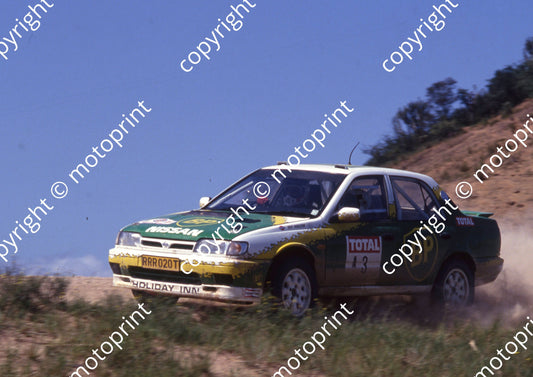 1993 Tour de Total 3 Nic de Waal, Guy Hodgson Sentra (courtesy Roge