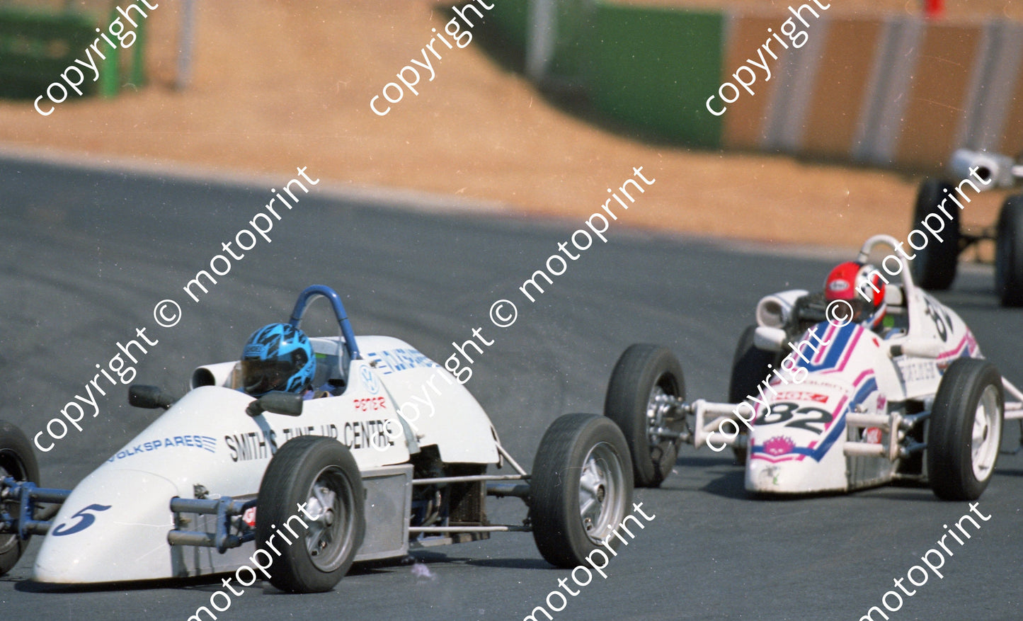 1994 Kya FV 5 Peter Hills Omega 82 Symm Grobler Omega (Watling Photo)