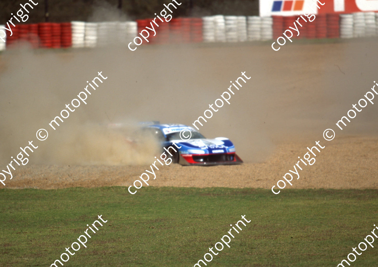 1994 Kya Wesbank 3 Ben Morgenrood Mazda MX6 OFF COURSE (Watling Photo) (4)