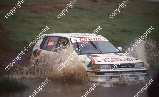 1994 NGK Rally 22 Brian Martin, Barry White Corolla (Watling Photo) (2)