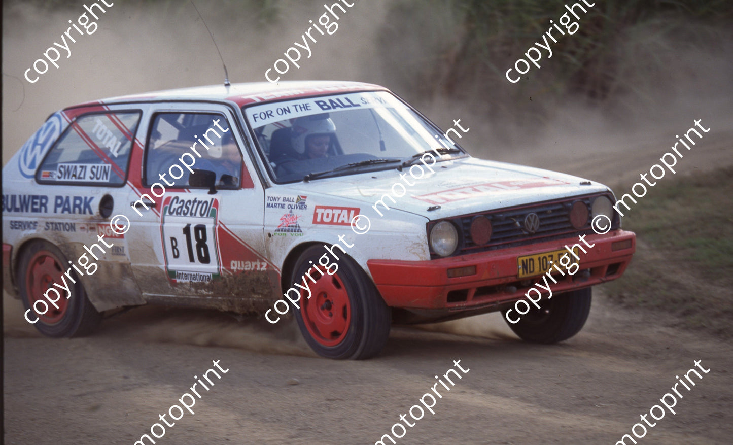 1995 Castrol Intnl 18 Tony Ball, Martie Olivier Golf (Watling Photo) (28)