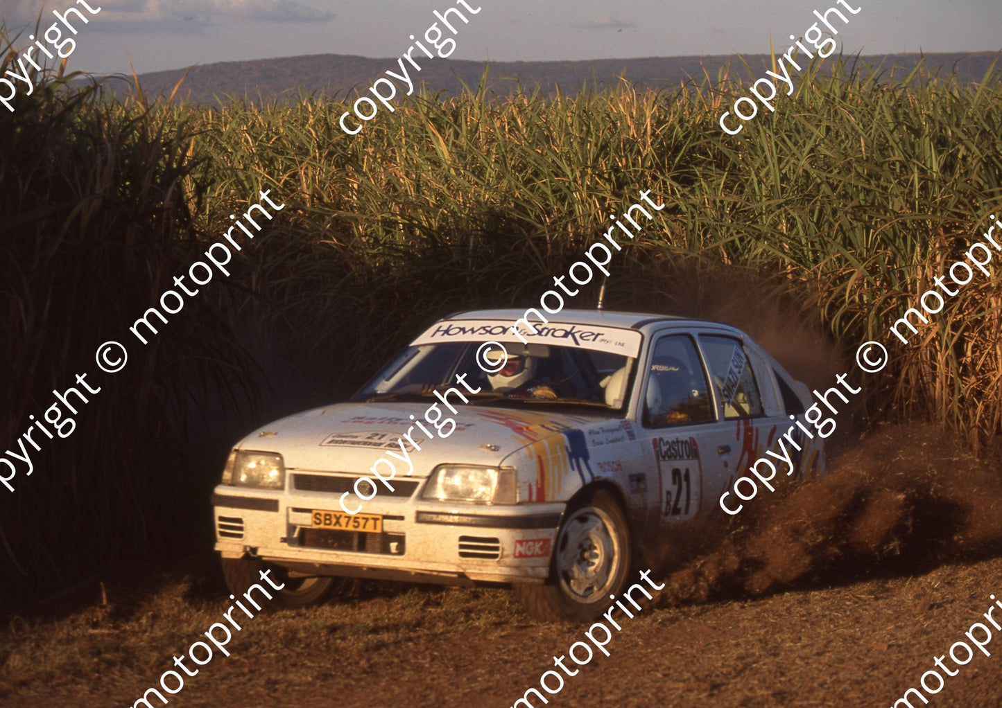 1995 Castrol Intnl 21 Brian Loopstra, Allan Harryman Kadett GSi  (Watling Photo)  (4)
