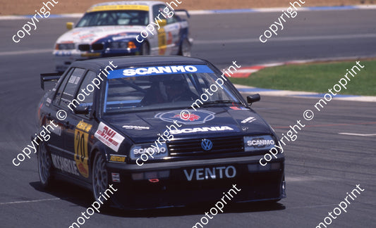 1995 Kya Intnl Trg 20 H Groenewald, E Kamm VW Vento (Watling Photo) (14)