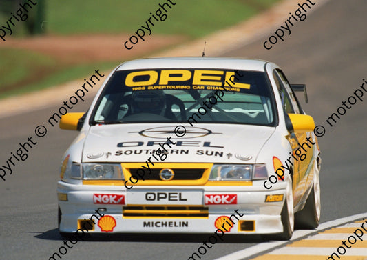 1995 Kya Intnl, Fleetcare 3 John Cleland Mike Briggs Opel (Colin Watling Photographic)   (9)