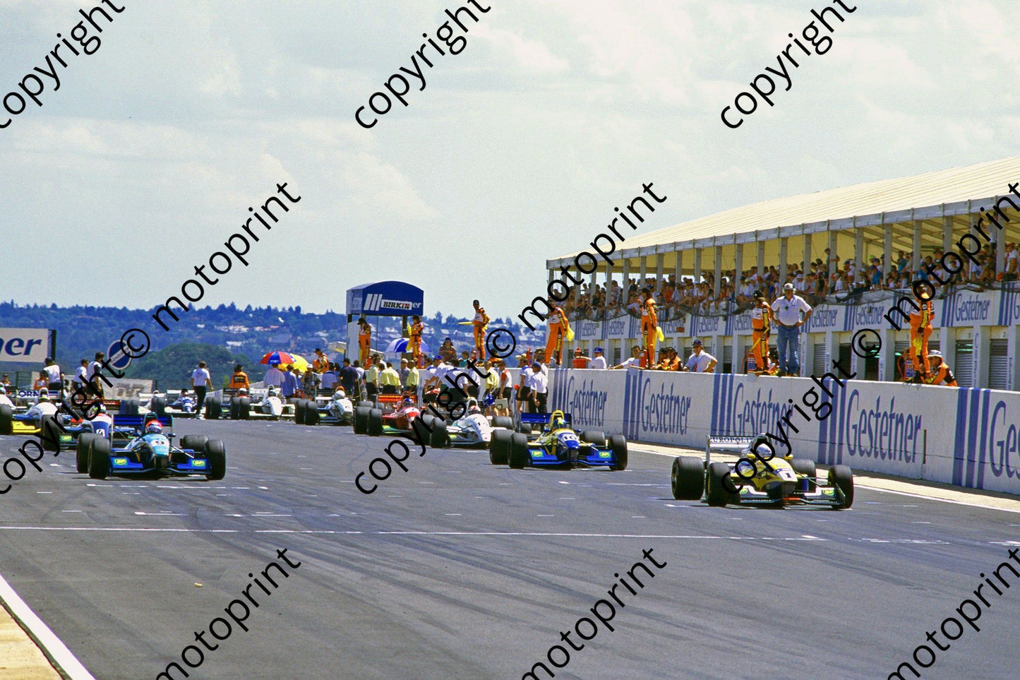 1995 Kya Jan F3000 0 start 1 Kenny Brack 9 Jan Lammers Reynard 94D (Roger Swan) (3)