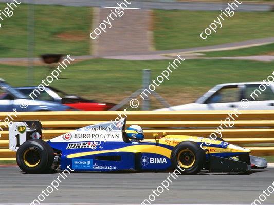 1995 Kya Jan F3000 1 Kenny Brack Reynard 94D (courtesy Roger Swan) (3) cropped