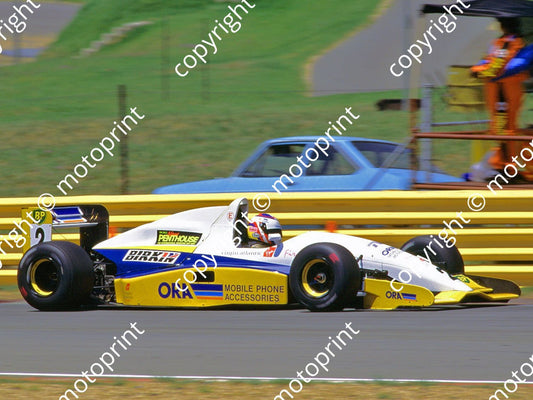 1995 Kya Jan F3000 2 Richard Dean Reynard 94D (courtesy Roger Swan) (2)cropped