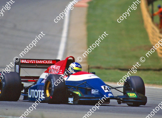 1995 Kya Jan F3000 4 Phil Andrews Reynard 94D (courtesy Roger Swan) cropped (9)
