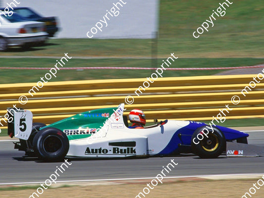 1995 Kya Jan F3000 5 Gareth Rees Reynard 94D (courtesy Roger Swan) (1)cropped