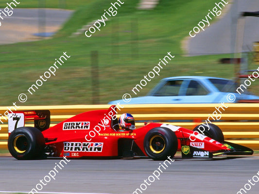 1995 Kya Jan F3000 7 Stephen Watson Lola T94-50 (courtesy Roger Swan) (6) cropped