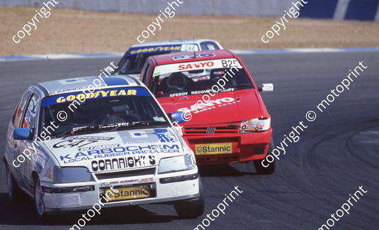 1995 Kya Stannic 47 Louis Gouws Kadett GSi 25 Sean Truter Uno Turbo (Watling Photo)  (1)