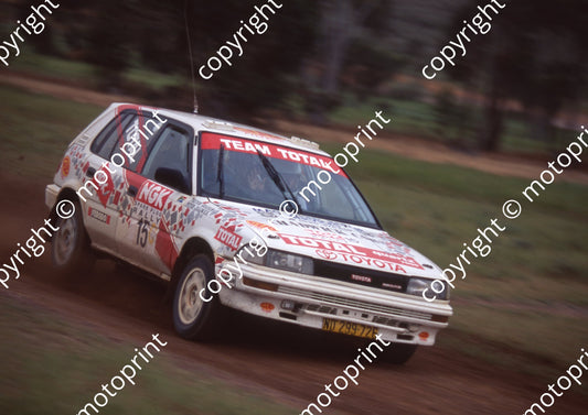 1995 NGK 15 Trevor Graham, Peter Chadwick Conquest (Watling Photo) (61)