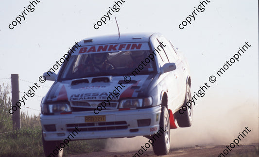 1995 NGK 6 Nuno da Cunha, Thilo van WEsternhagen Sentra 4wd (Watling Photo) (13)