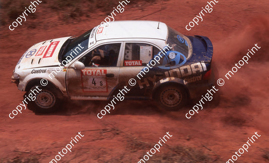 1995 Total 4 Billy Rautenbach, Surinder Thatthi Hyundai Accent (Watling Photo) (2)