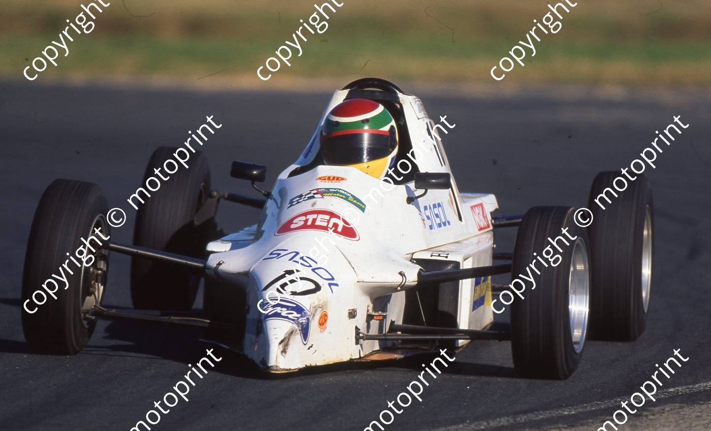 1996 EL FF 10 Graham Hepburn Swift 91 NOSE DING (Watling Photo) (4)
