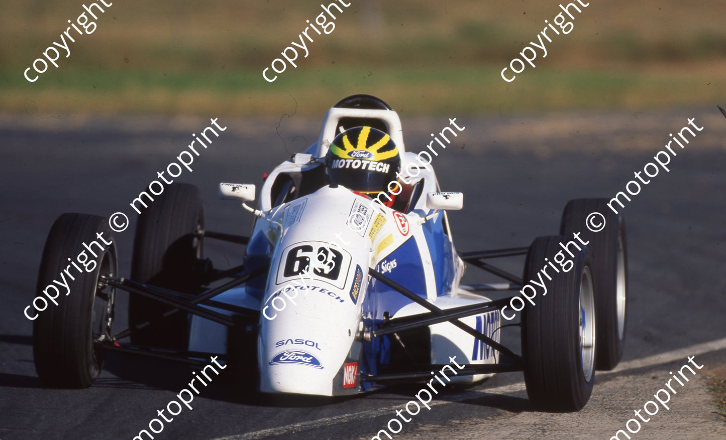 1996 EL FF 69 Grant Orbell Van Diemen RF94 (Watling Photo) (5)