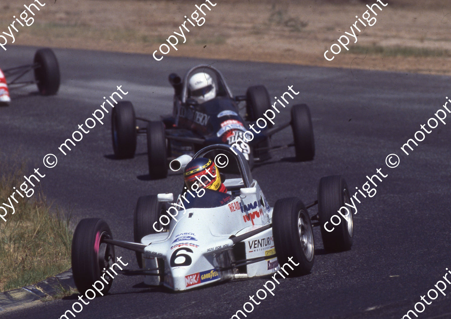 1996 Kya FF 6 Ian Shrosbee Reynard 39 Graham Coleman Reynard 90 (Watling Photo) (4)